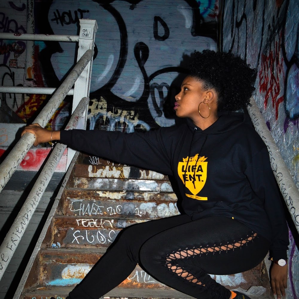 Meet your Posher, Thickchix